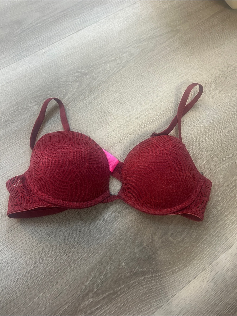 La Senza Remix Bra, Size 32B, Red, Light Push-up